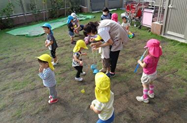 クレヨン保育園について